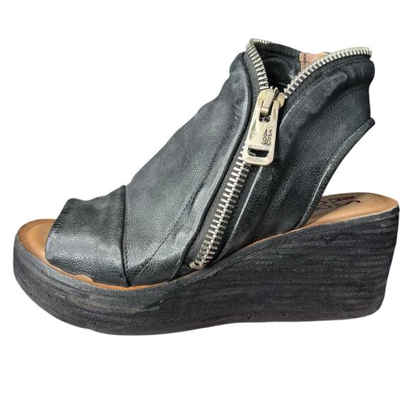 A.S. 98 Women’s Naylor Black Leather Side Zip Wedge Sandal Size 38 US 7.5/8 - Picture 3 of 13